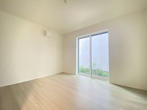 完成済み、実物をじっくりチェックできます。 