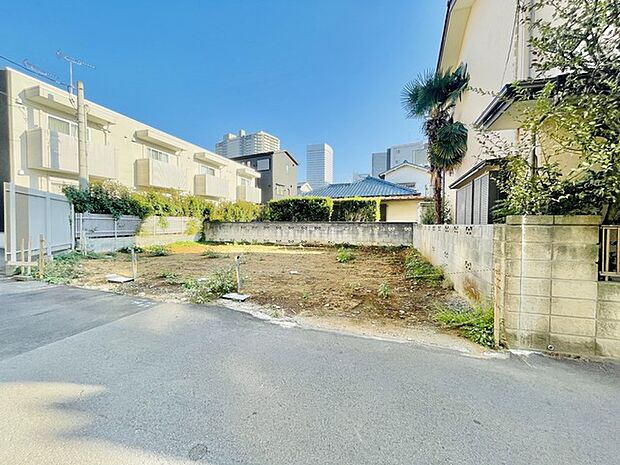 前面道路含む現地写真 