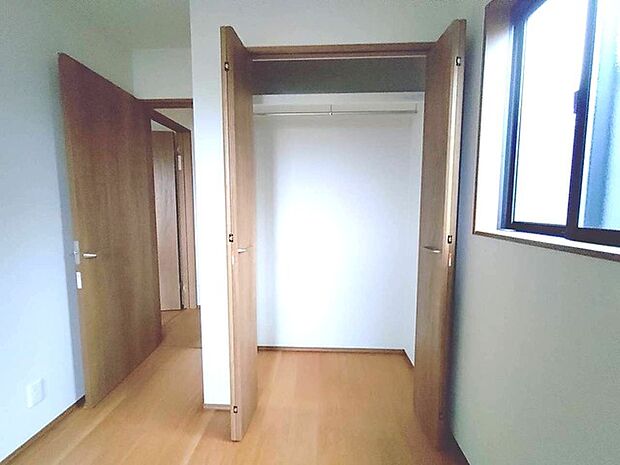 部屋に設けた収納は、住みやすさへのこだわり。