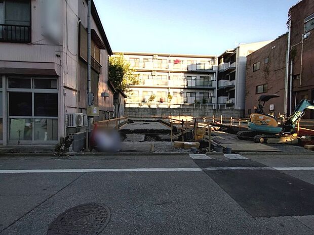 前面道路含む現地写真 