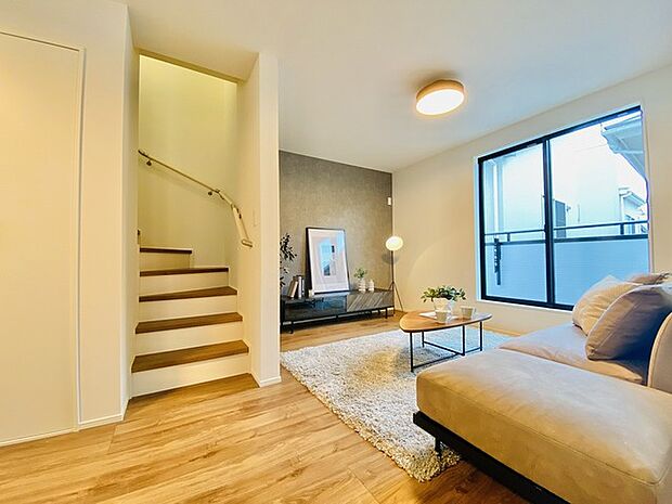 開放感と採光にこだわった広々LDK。 1