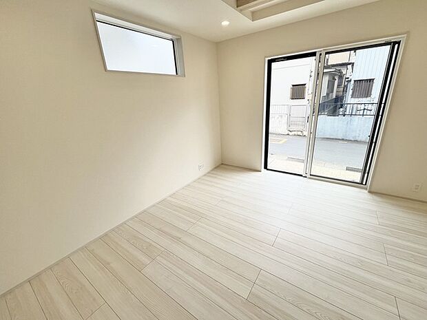 お家の中心となる大きな空間がご家族のコミュニケーションスペースになる筈です。