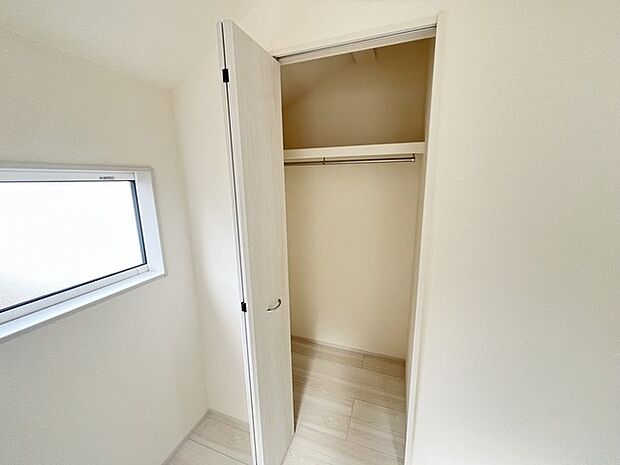 部屋ごとに設けた収納は、住みやすさへのこだわり。