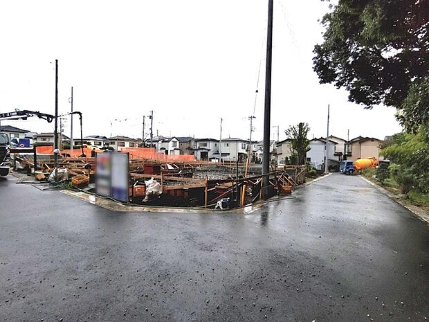 前面道路含む現地写真 