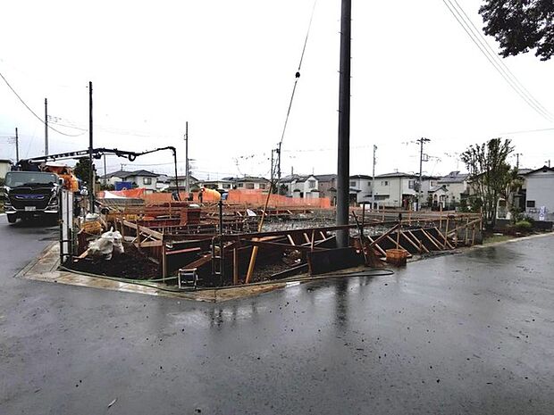 前面道路含む現地写真 
