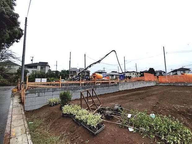 現地外観（建築中）