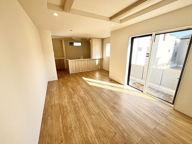 柔らかな光が心地よい、温かみのある空間。