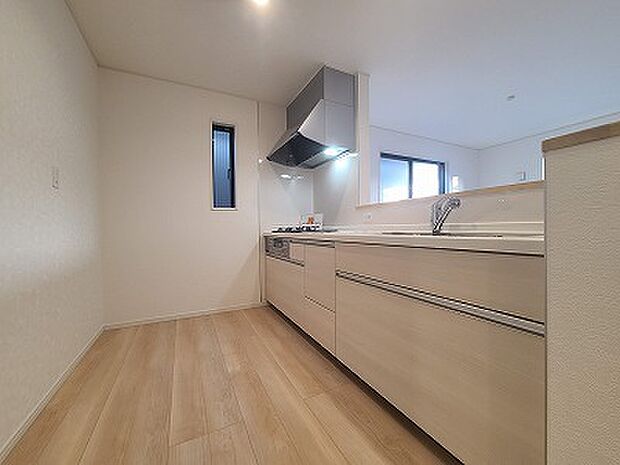 料理をしながらでもご家族との会話を楽しめる対面キッチン。