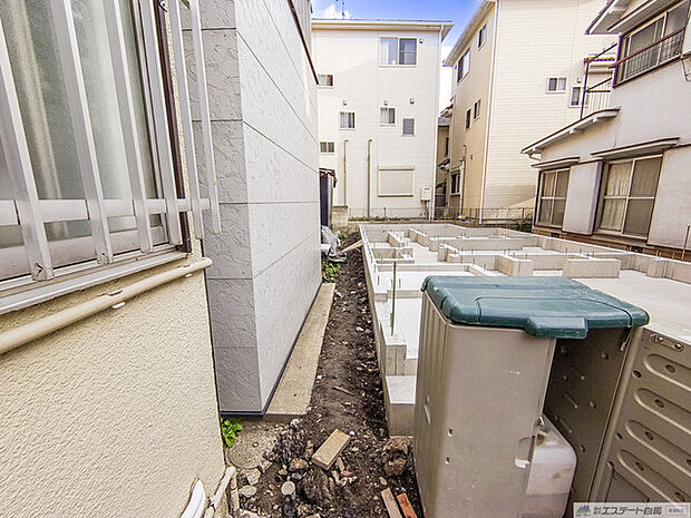 西側隣地との境界