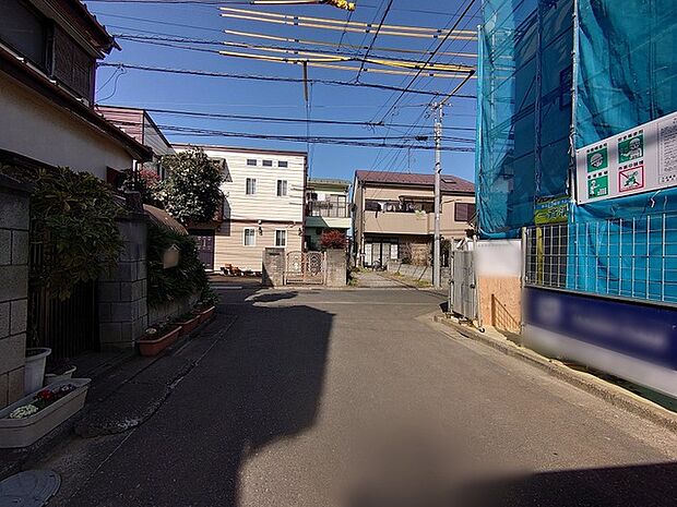 前面道路含む現地写真 