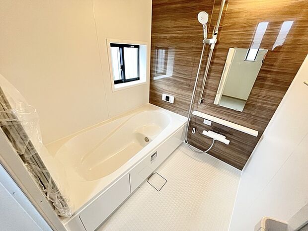 浴室暖房付で冬のシャワーも快適です!