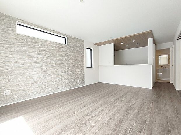 アクセントクロスが際立つＬＤＫ空間。 