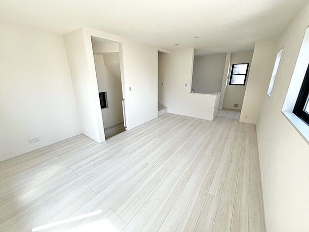 明るさと開放感に満ちた、心地よい空間