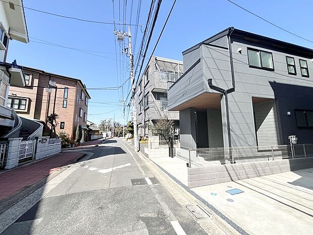 前面道路含む現地写真