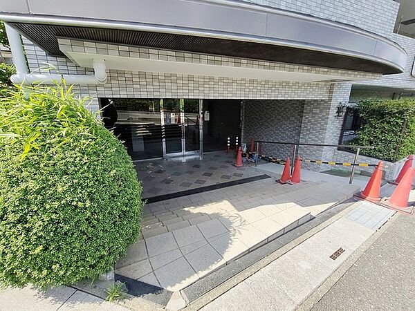 エントランス外