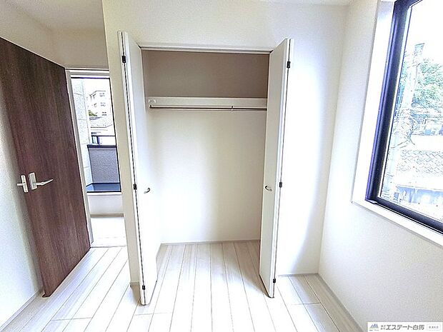 部屋に設けた収納は、住みやすさへのこだわり。