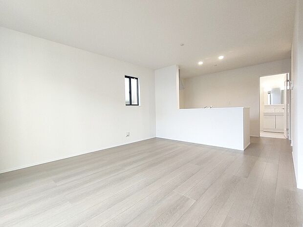 柔らかな床の感触と、穏やかな空間があなたを包み込みます