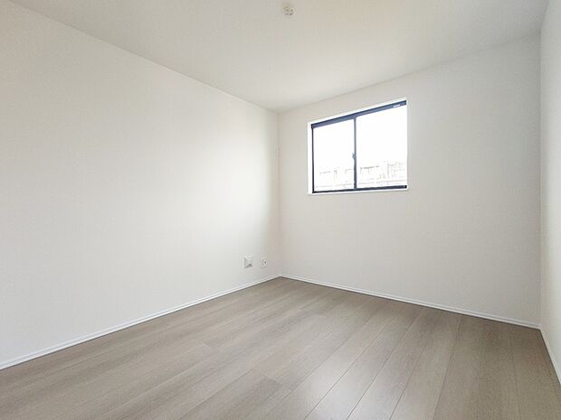 子供部屋には丁度良い洋室。