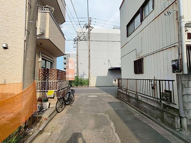 前面道路含む現地写真