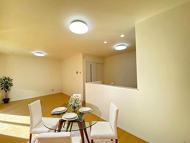 CGで家具を配置しております。家具配置のイメージにご覧ください。