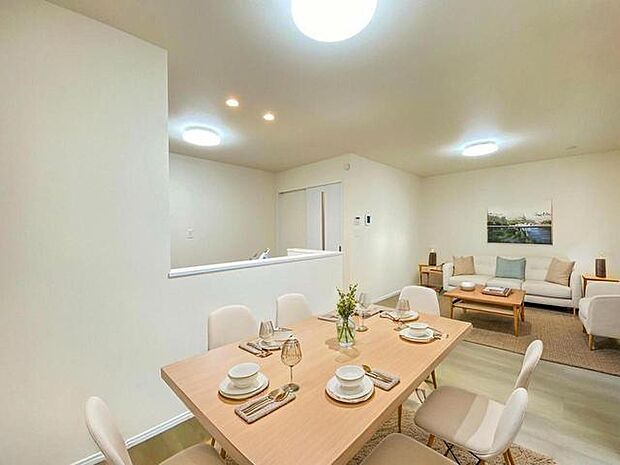 CGで家具を配置しております。家具配置のイメージにご覧ください。