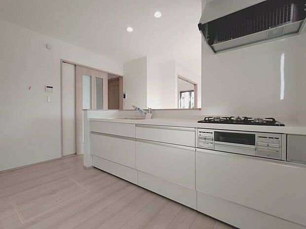 清潔感あふれる、すっきりと整えられた空間。