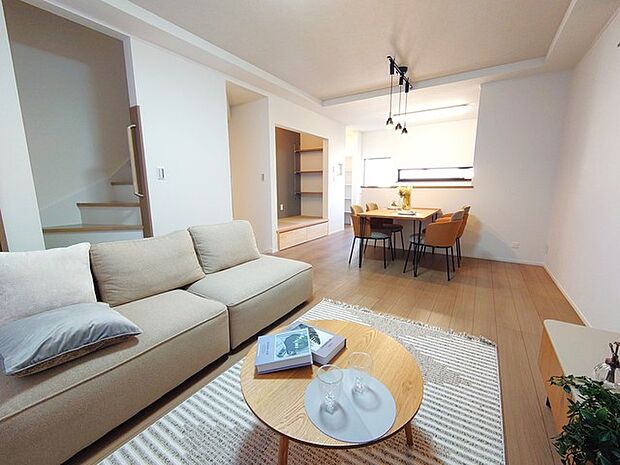 家族団らんの時間も増えそうなくつろぎのLDK。