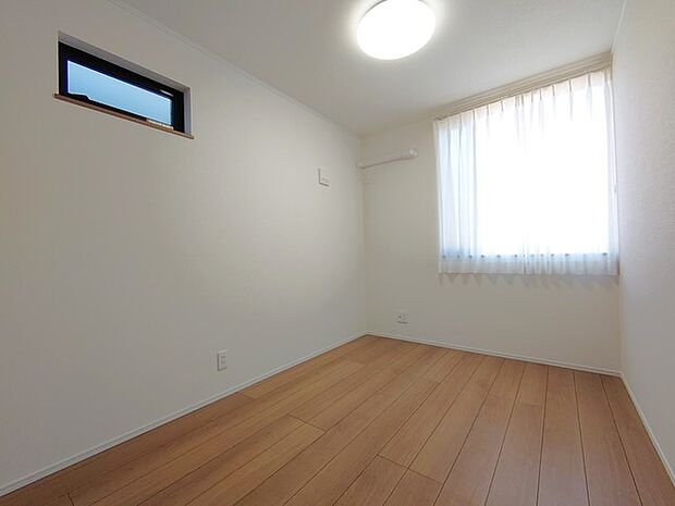 部屋ごとに設けた収納は、住みやすさへのこだわり。 