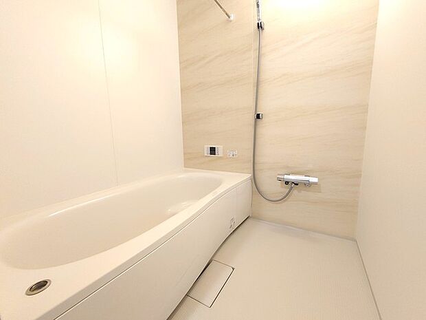 ≪ 雨の日のお洗濯にも大活躍な浴室乾燥機付 ≫