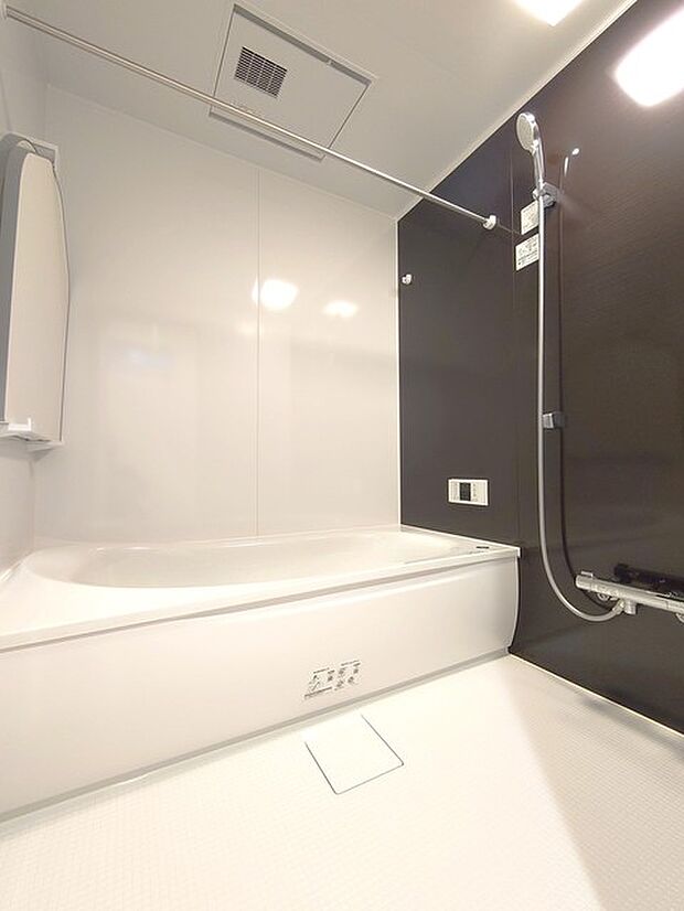 ≪ 雨の日のお洗濯にも大活躍な浴室乾燥機付 ≫ 