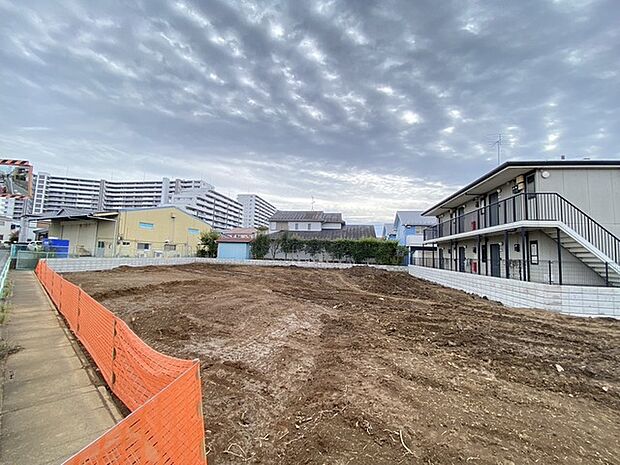 提携のファイナンシャルプランナーと無料でライフシミュレーションの作成ができます。一度家計を見直してみるのはいかがでしょうか。 