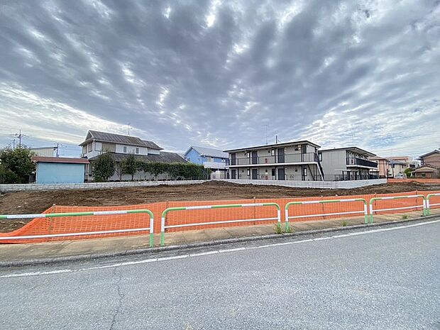 一戸建ての多いエリア、静かで落ち着いた雰囲気