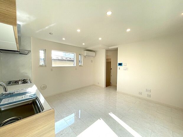 お家の中心となる大きな空間がご家族のコミュニケーションスペースになる筈です。