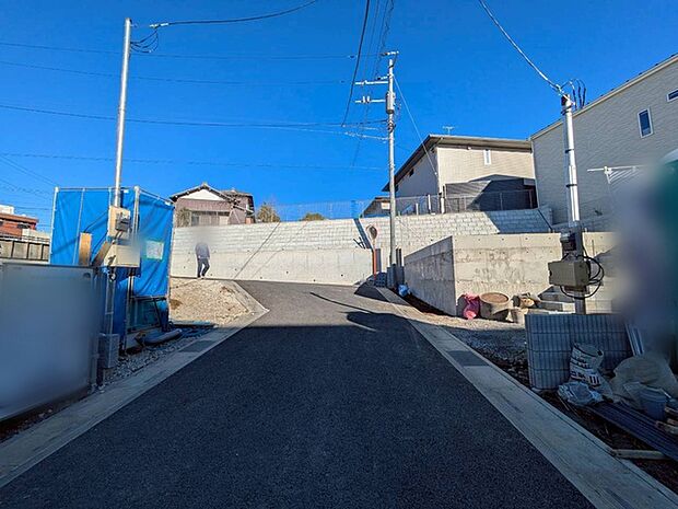 前面道路含む現地写真