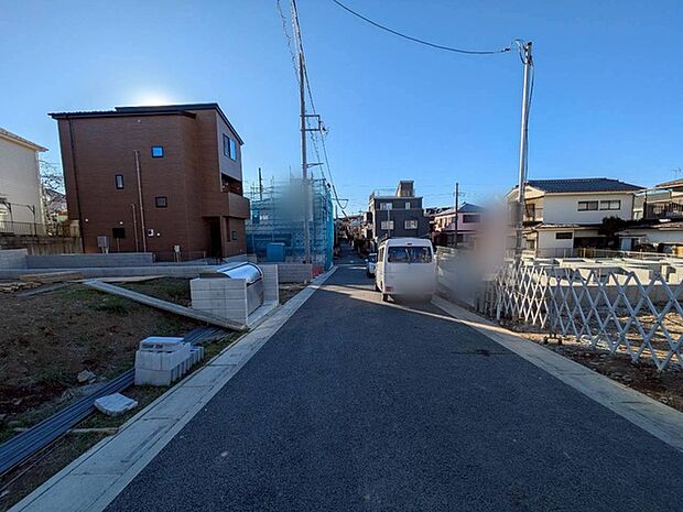 前面道路含む現地写真 