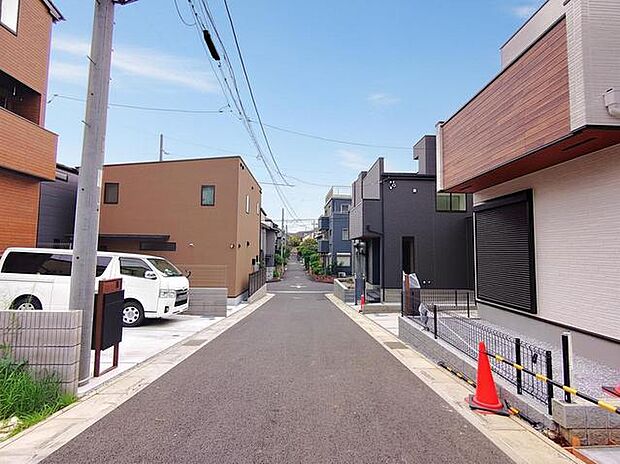 前面道路含む現地写真 