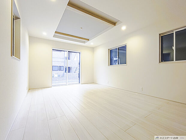 お家の中心となる大きな空間がご家族のコミュニケーションスペースになる筈です。 