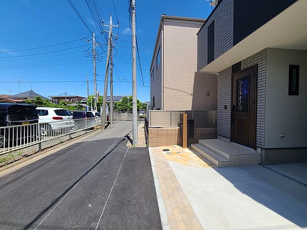 前面道路含む現地写真 