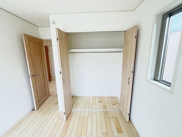 ご家族の思い出も大切にしまっておけるたっぷり収納。 