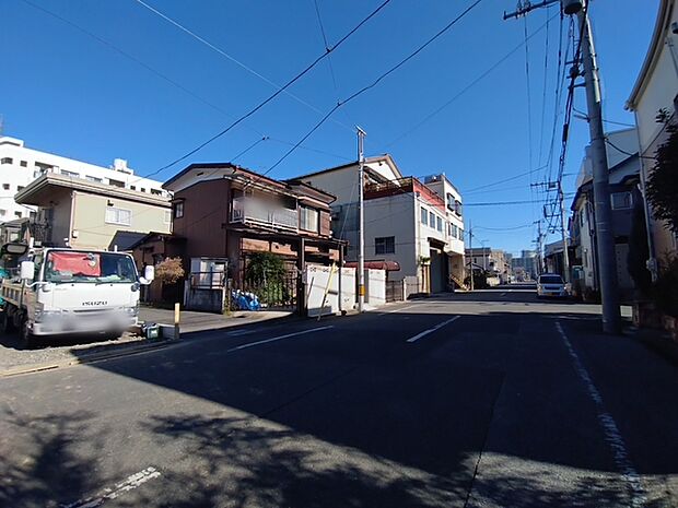 前面道路含む現地写真