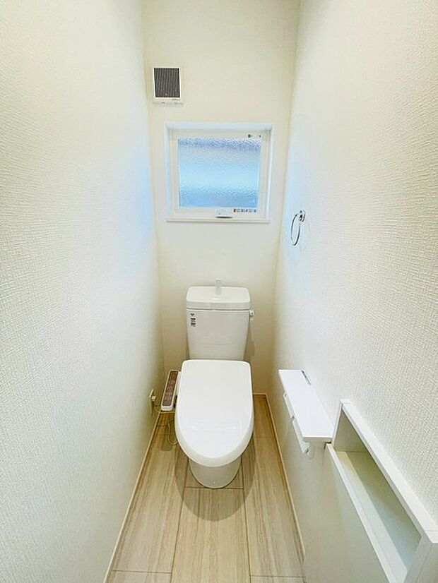 清潔好きには欠かせないウォシュレット機能付き。