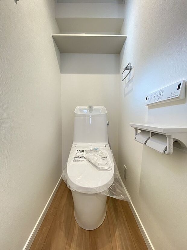 清潔好きには欠かせないウォシュレット機能付き。 