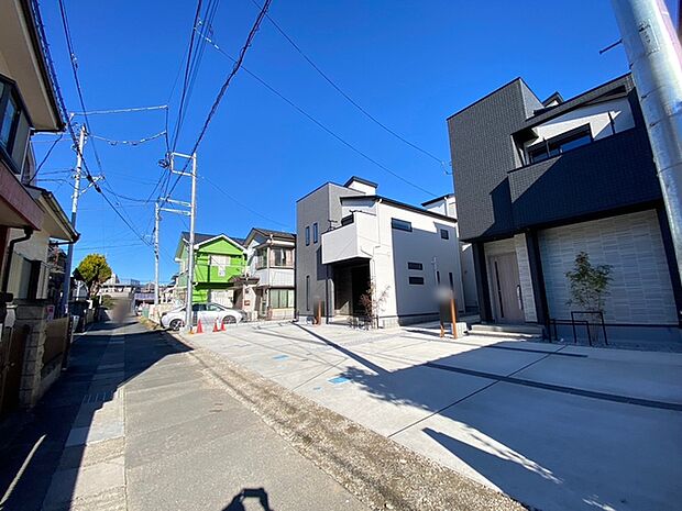 前面道路含む現地写真 