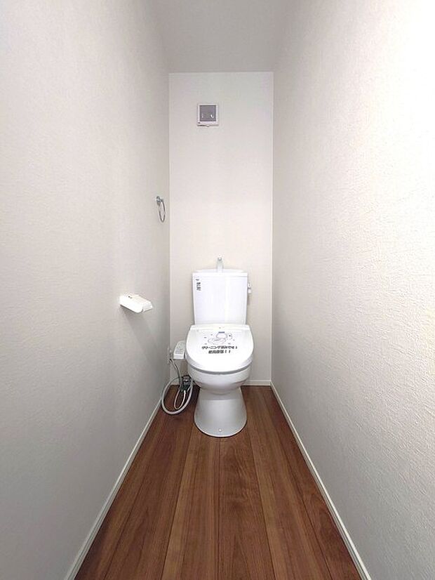 清潔好きには欠かせないウォシュレット機能付き。 