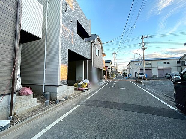 前面道路含む現地写真