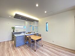 リビング/ダイニングの画像