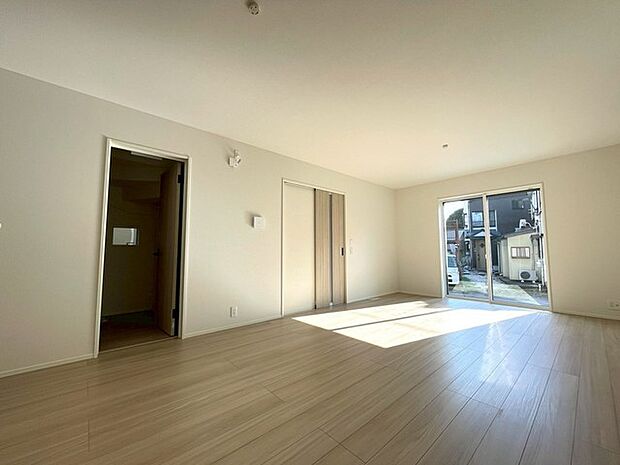 お家の中心となる大きな空間がご家族のコミュニケーションスペースになる筈です。 