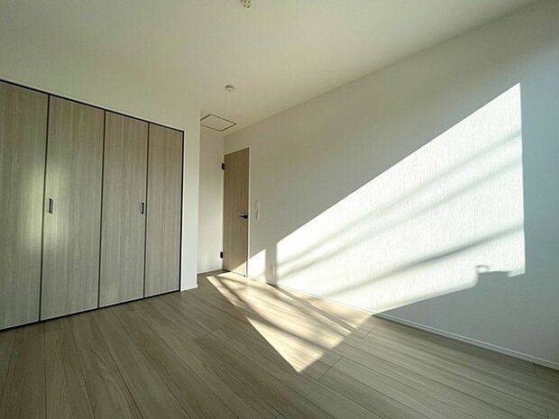 完成済み、実物をじっくりチェックできます。