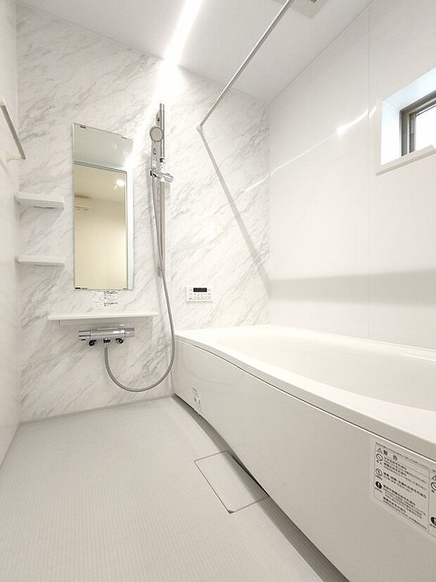 ≪ 雨の日のお洗濯にも大活躍な浴室乾燥機付 ≫