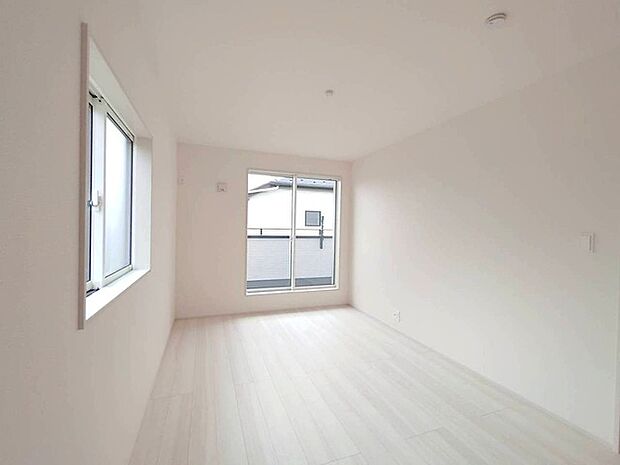 部屋ごとに設けた収納は、住みやすさへのこだわり。
